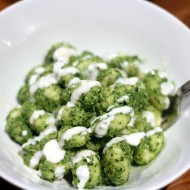 Random image: Gnocchi with basil and spinach